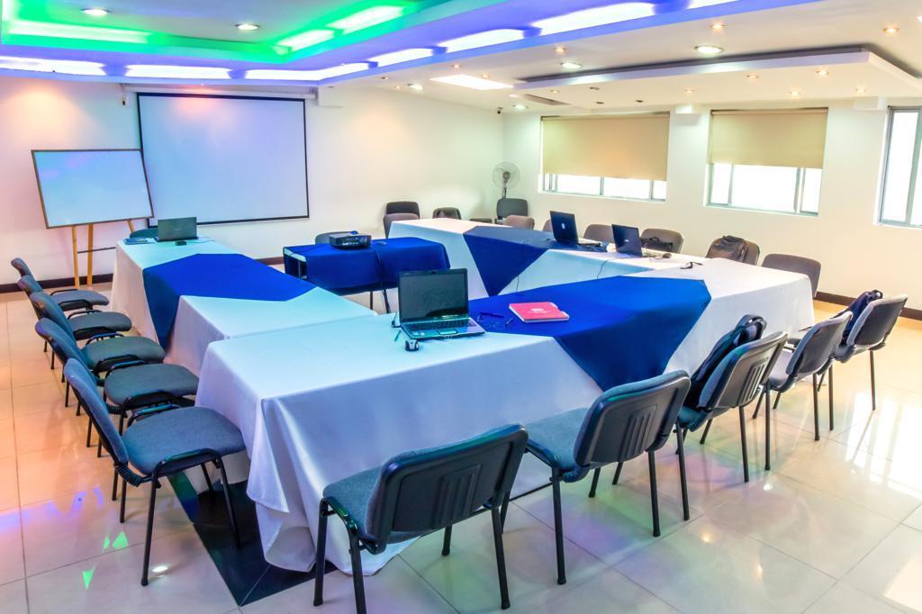 Aw Hotel Connect 33 Bogota Bagian luar foto