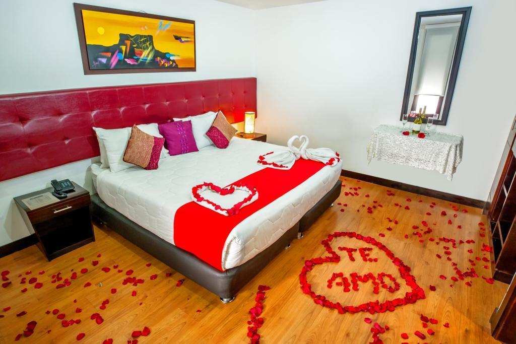 Aw Hotel Connect 33 Bogota Bagian luar foto